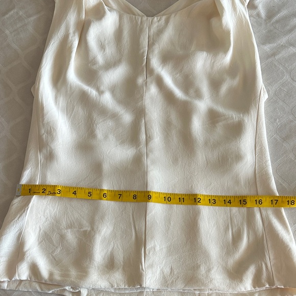 Narciso Rodriguez Cream Sleeveless Keyhole Camisole - Picture 12 of 12